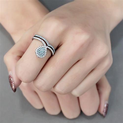 DA268 High Polished (No Plating) Stainless Steel Ring With AAA Grade CZ in Sea Blue