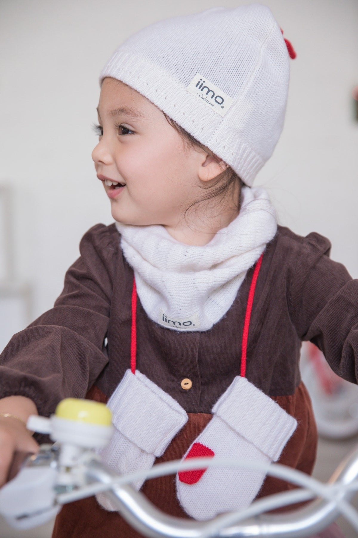 Iimo Cashmere Collection (Limited Edition)