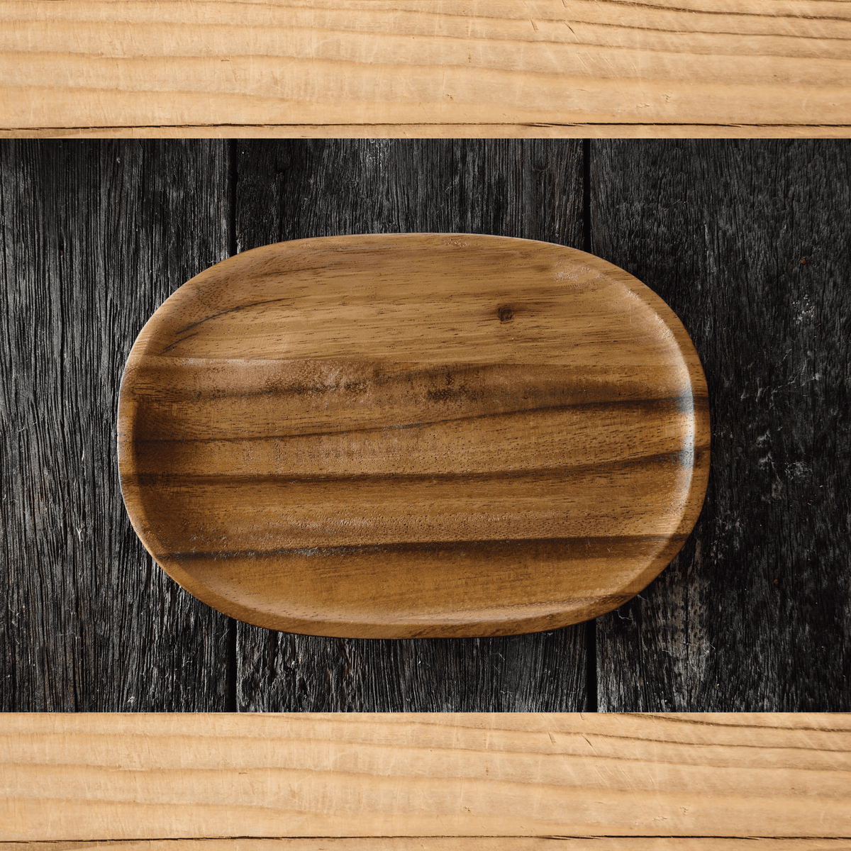 3 Square Plates Walnut