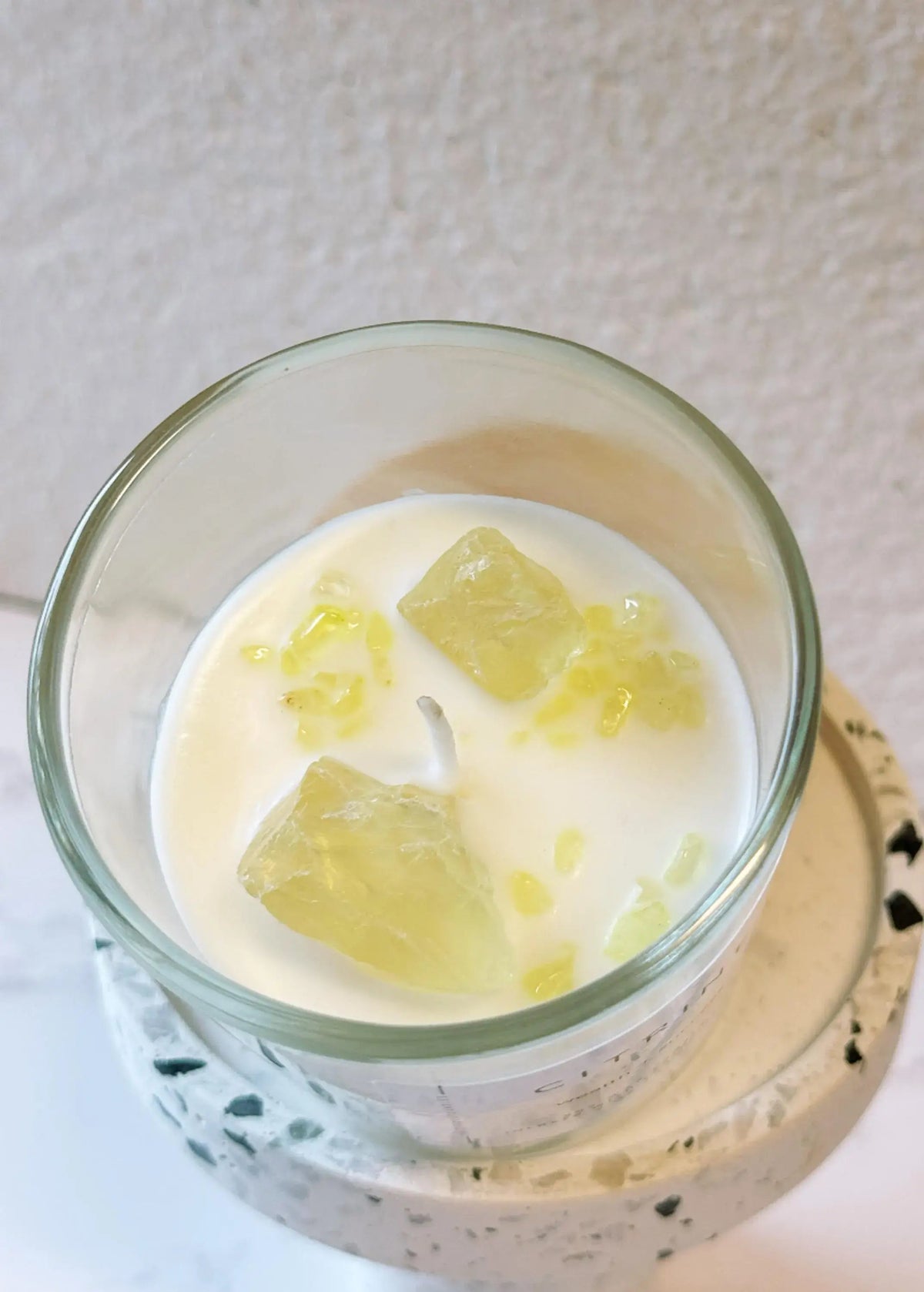 Energy Crystal Candle — Natural Soy Wax, Aromatherapy & Healing Crystals