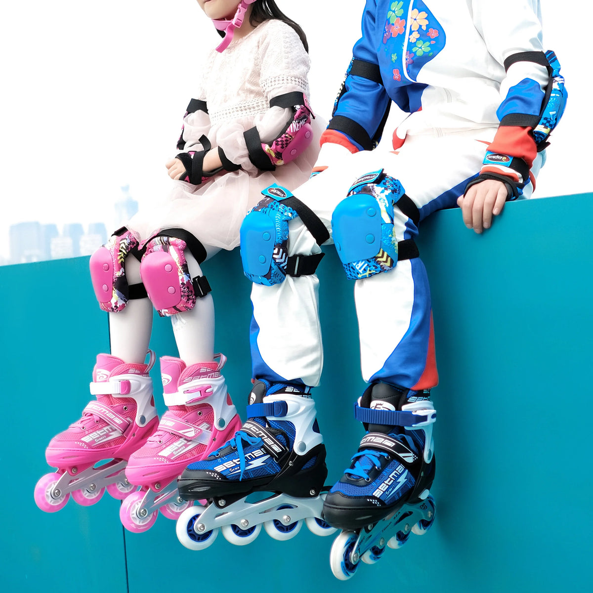 Customizable 4-Wheel Roller Skates for Kids Adjustable Inline Skate Shoes With Aluminum Alloy Frame and Wheels