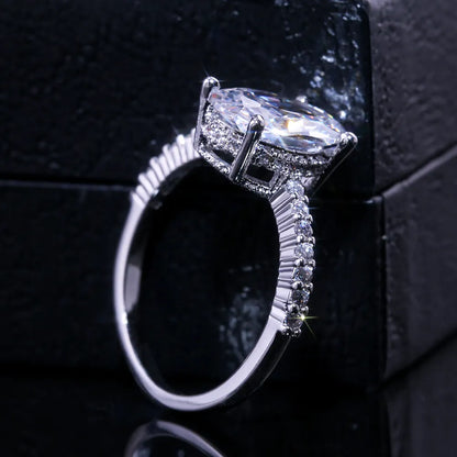Huitan Oval Finger Ring Band Dazzling Brilliant CZ Stone Four Prong Setting Classic Wedding Anniversary Gift for Wife&Girlfriend