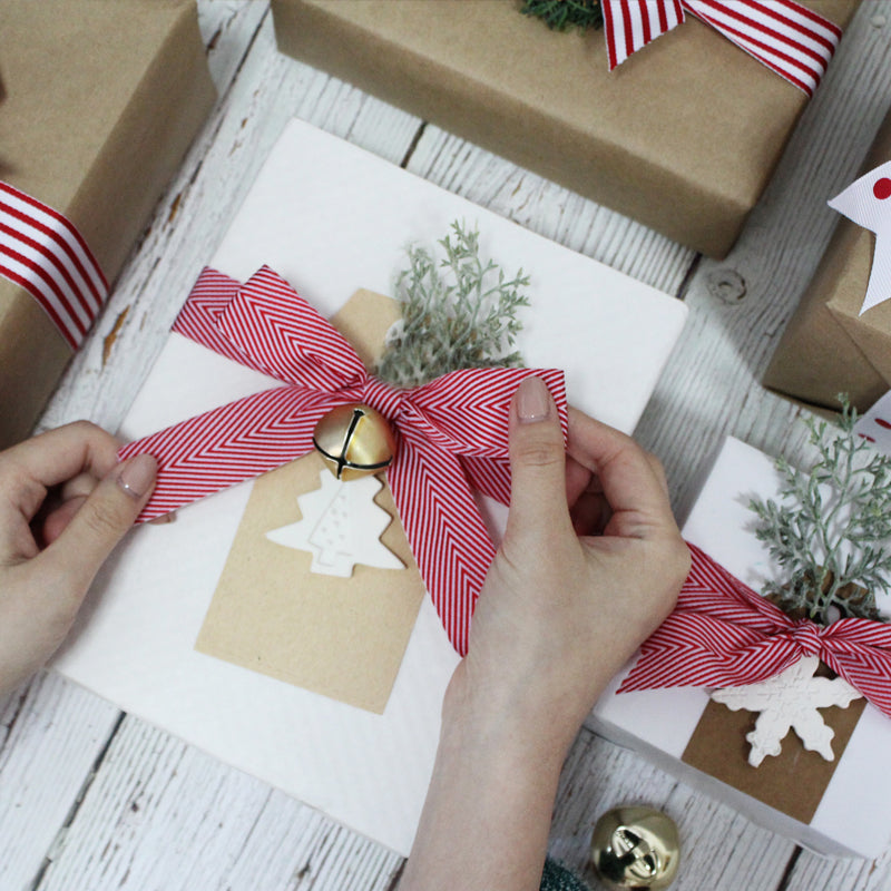Christmas Decoration Gift Wrapping Set Christmas Wrapping Paper Ribbon for Packaging
