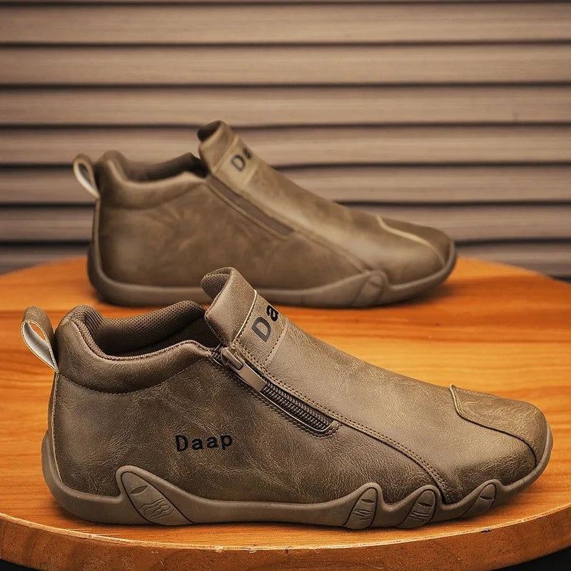 Men's Casual Shoes, Fashionable Flat Bottomed Board Shoes