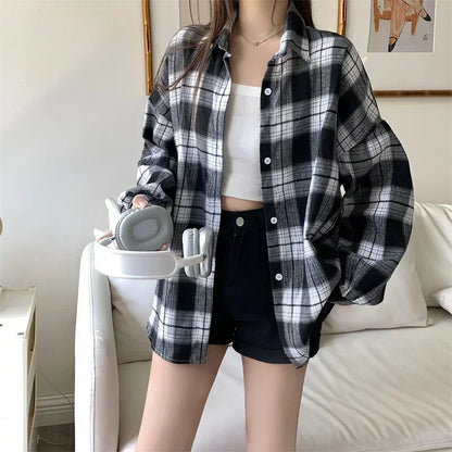 Black Flannel Shirt for Women Long Sleeve Collared Button-Up Tartan Plaid Shirt Jacket  Teen-Girl Casual Everyday Outfit