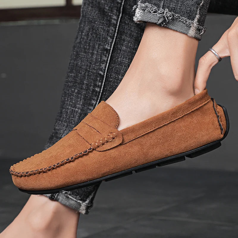 Fashion Suede Men Casual Shoes Breathable Comfort Slip-On Mens Driving Shoes Luxury Brand Men Loafers Mens Lazy Shoes Moccasins