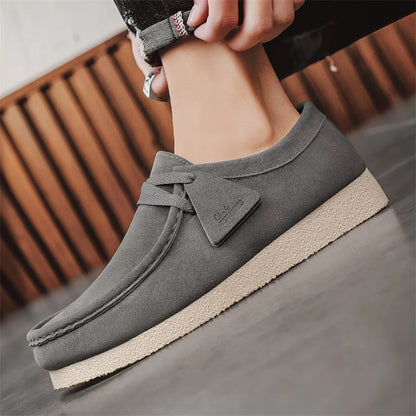Men's Lightweight Casual Shoes One Pair of Men's Spring/Summer Outdoor Casual Running Shoes Sizes 39 to 47