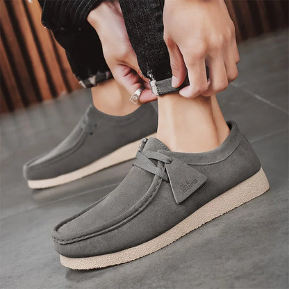 Men's Lightweight Casual Shoes One Pair of Men's Spring/Summer Outdoor Casual Running Shoes Sizes 39 to 47