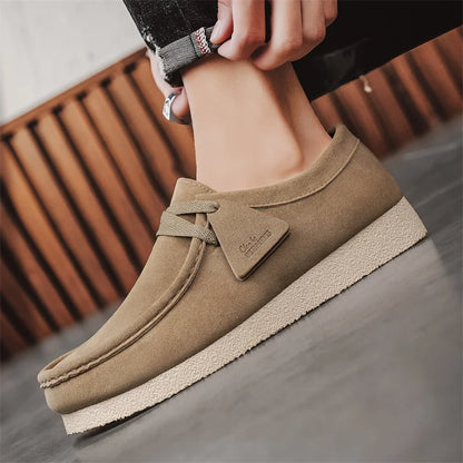 Men's Lightweight Casual Shoes One Pair of Men's Spring/Summer Outdoor Casual Running Shoes Sizes 39 to 47